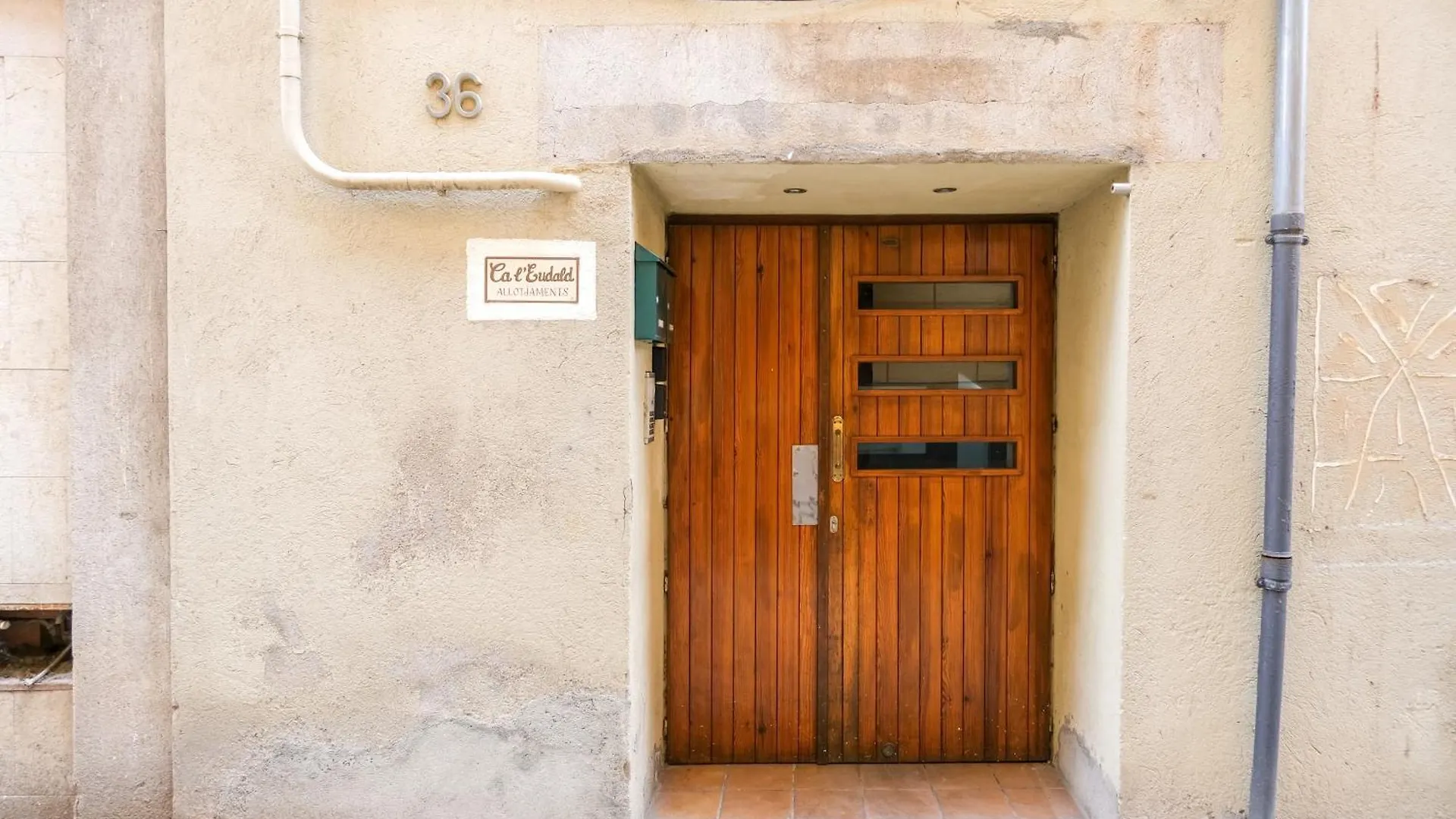Apartamento Ca Leudald 1 Descubre Besalu En Familia 0*,