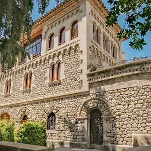 Severi Casa Con Historia En Besalú